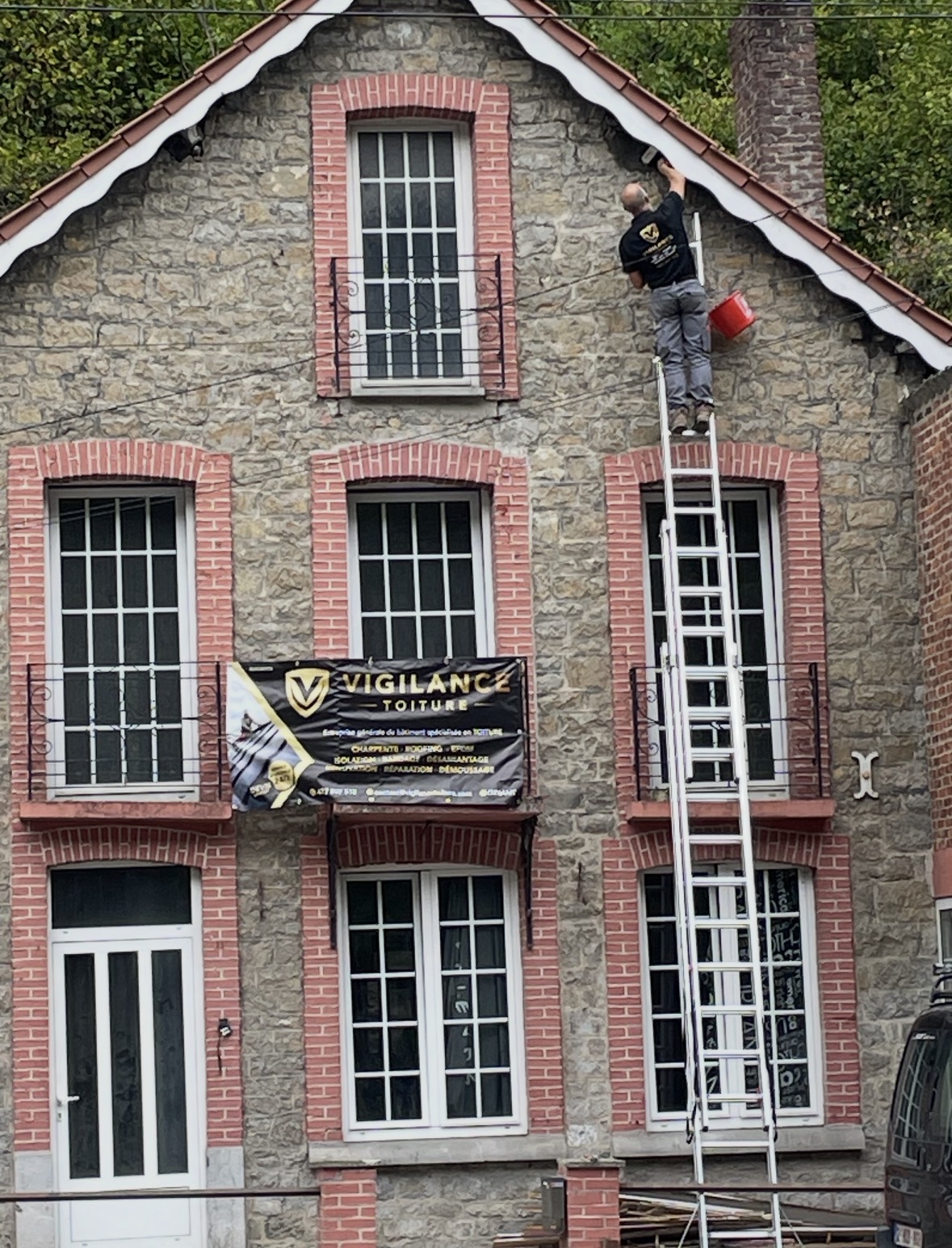 Rénovation extérieure sur chantier Vigilance Toiture