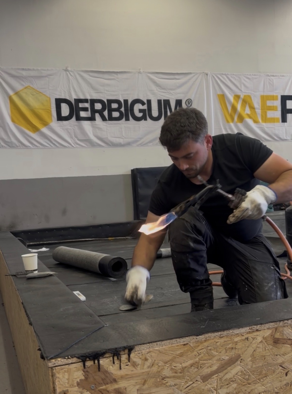 Pose de roofing et étanchéité de toiture plate